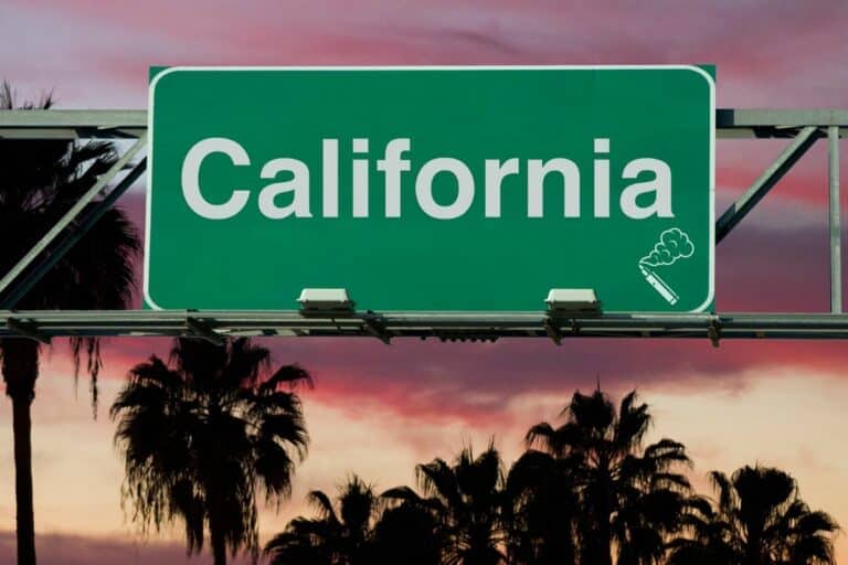 buying vapes in california banner
